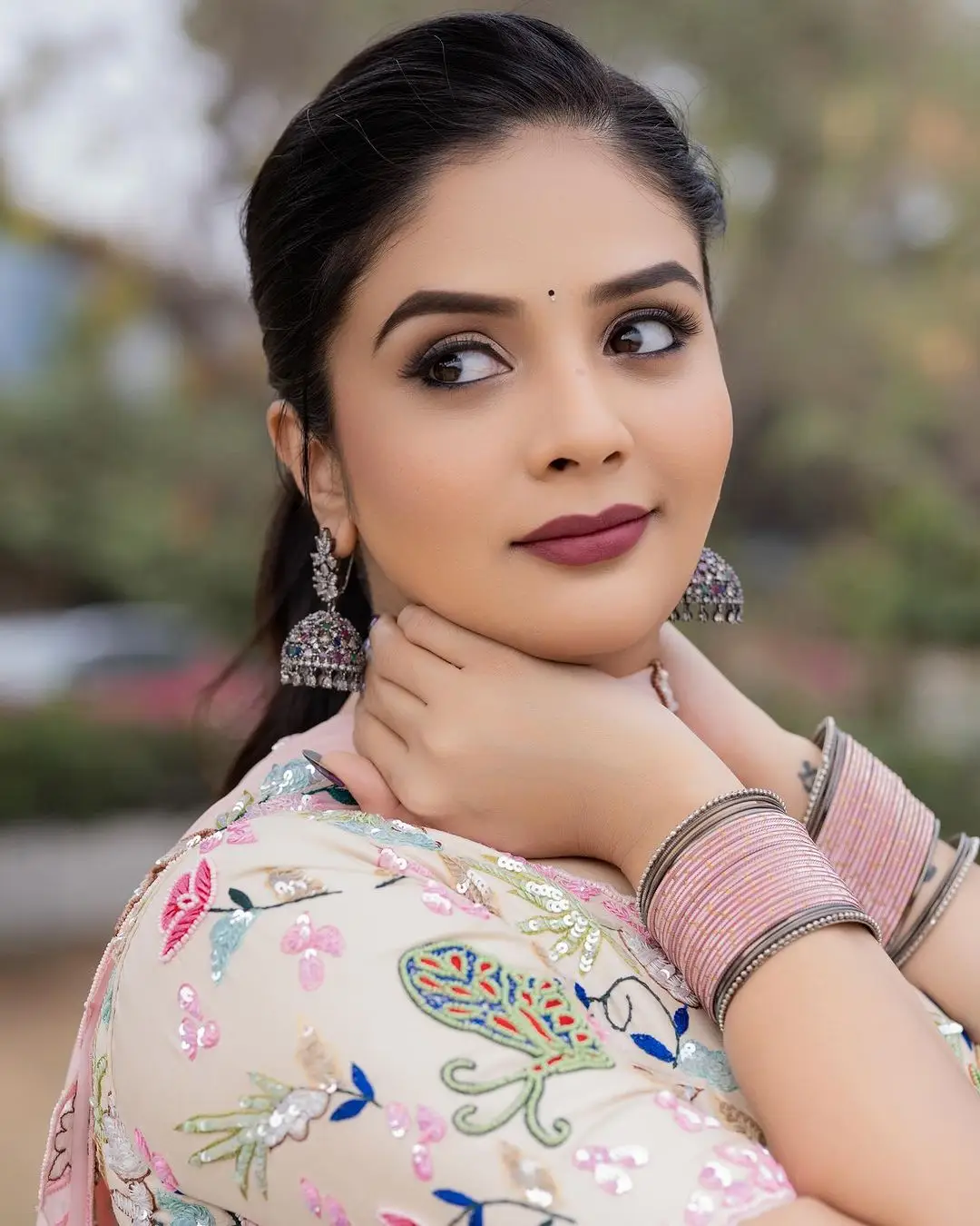 Maa TV Actress Sreemukhi in Pink Lehenga Choli